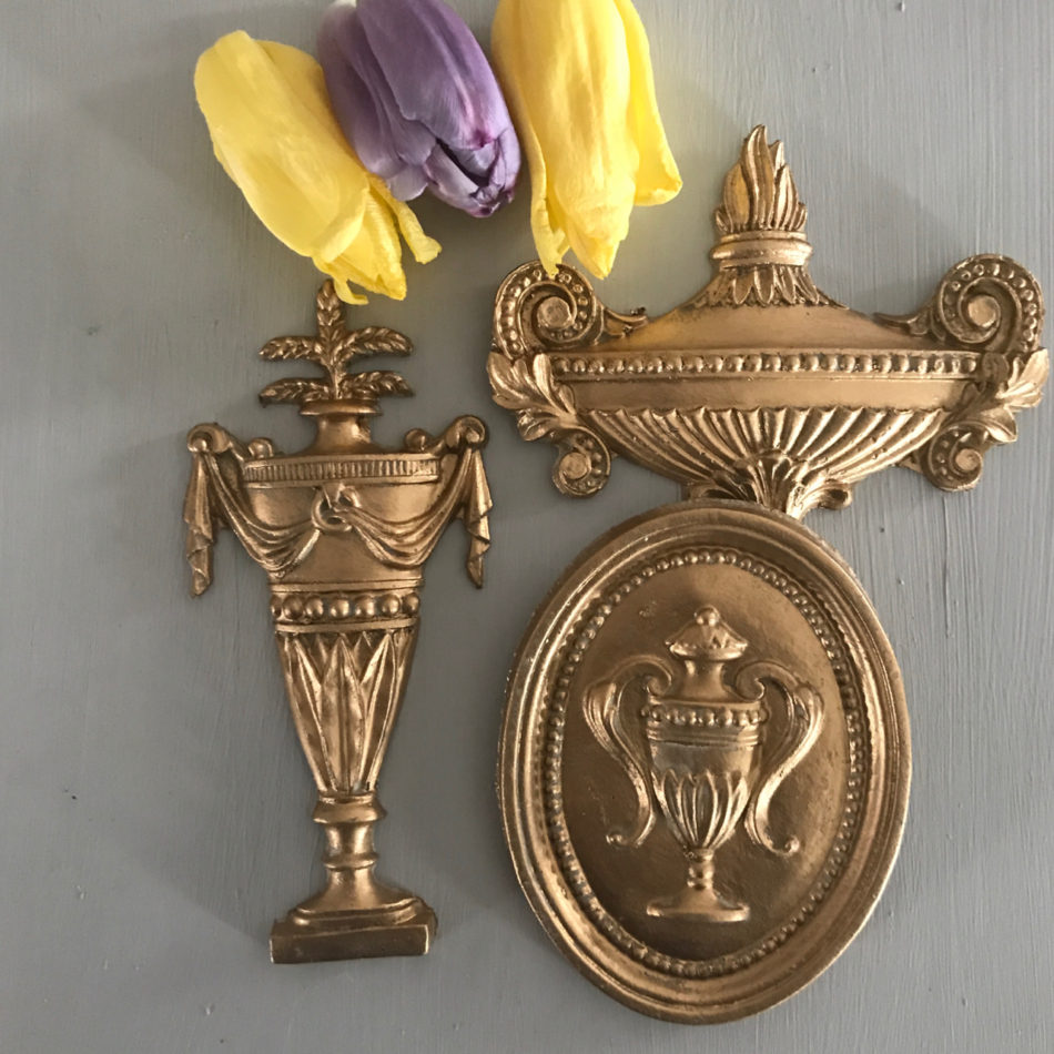 Neo Classical Urns